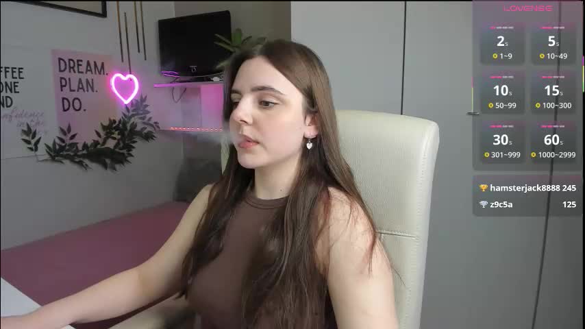 liawoow Adult Chat August 9, 2025