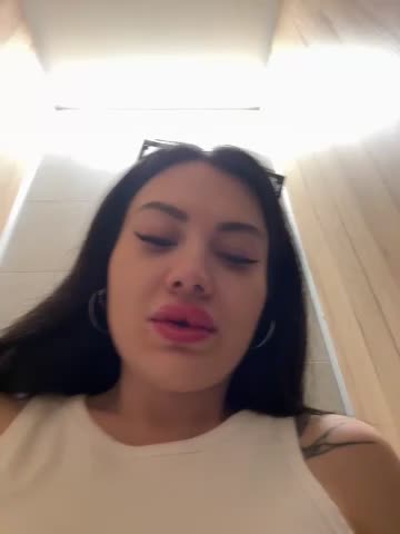 Wet__Bunny Adult Chat August 9, 2025