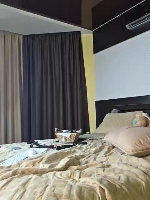 FLUFFY_BEAUTY Adult Chat August 9, 2025