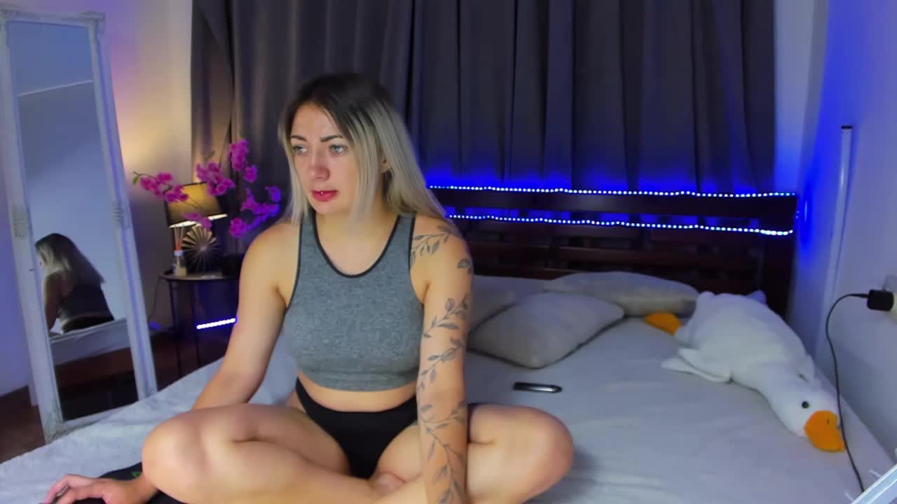 MikkiShows Adult Chat August 9, 2025