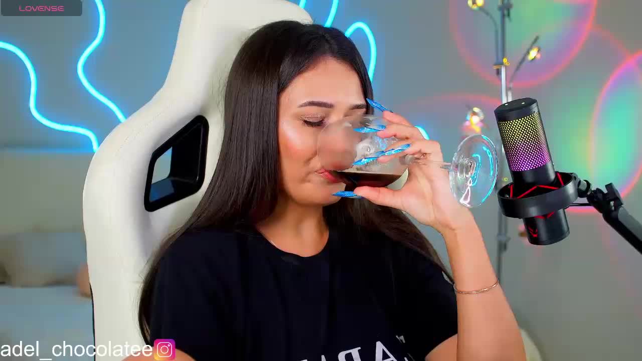 Alinka-chocolatee Adult Chat August 10, 2025