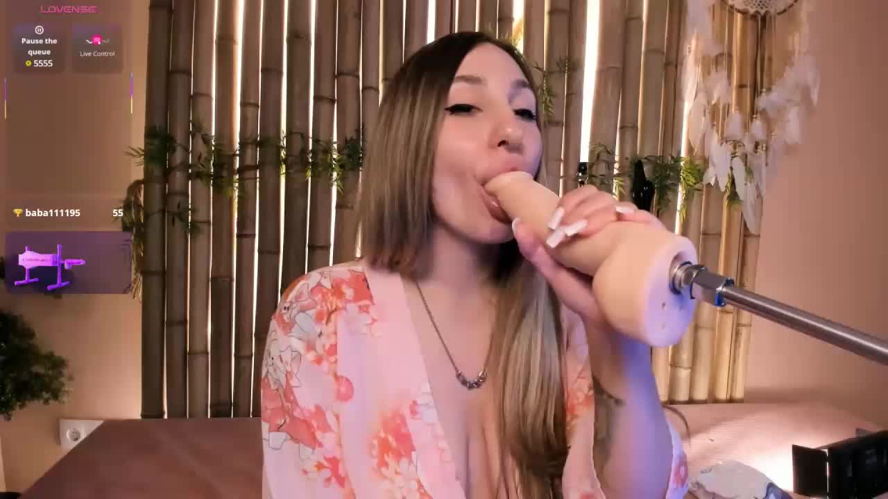 KikkiRood Adult Chat August 10, 2025