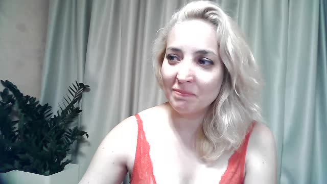 mariska-kiska Adult Chat August 10, 2025