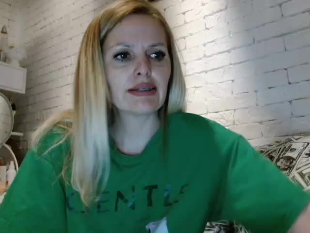 Angel_girllovemy Adult Chat August 10, 2025