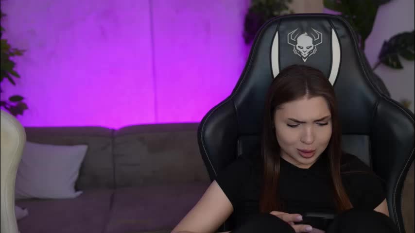 kira0541 Adult Chat August 10, 2025