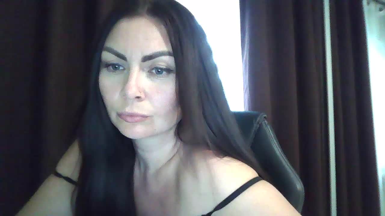 _Karolina_02 Adult Chat August 10, 2025