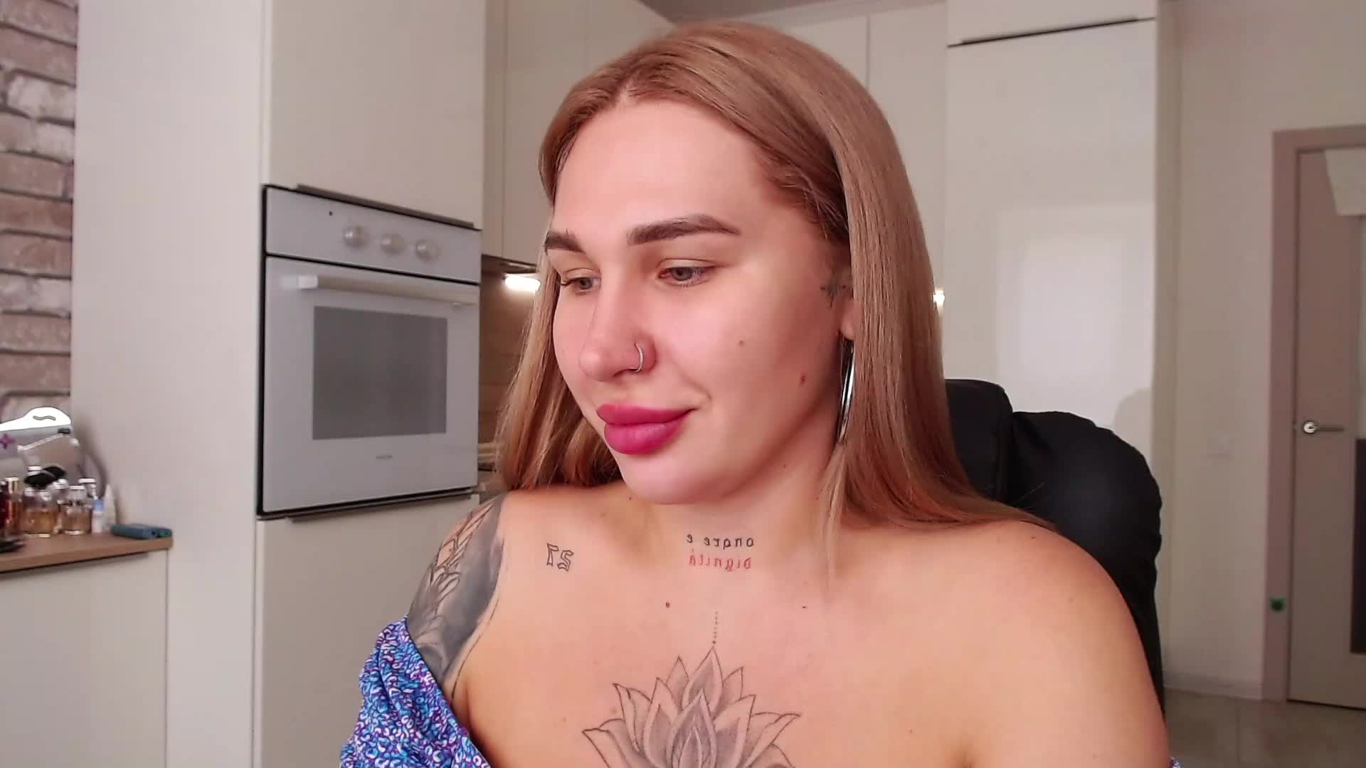 lolabarbie Adult Chat August 10, 2025