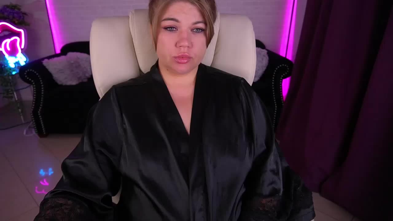 AmellyWhite Adult Chat August 10, 2025