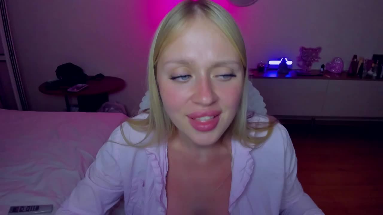 MindyKally Adult Chat August 10, 2025