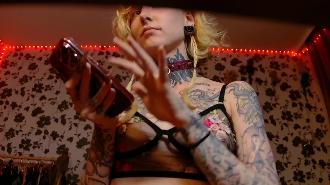 LittleSpaceMouse- Adult Chat August 10, 2025