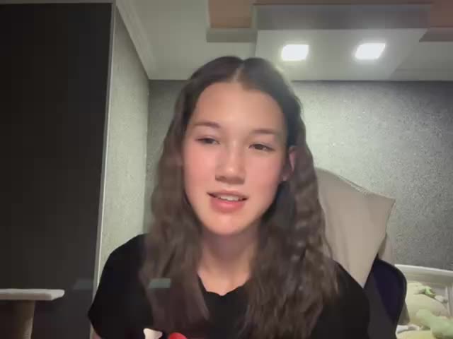 Liil_domi Adult Chat August 10, 2025