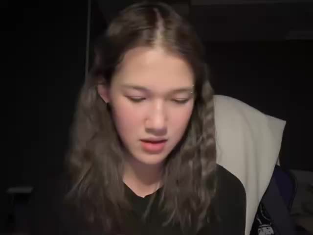 Liil_domi Adult Chat August 10, 2025