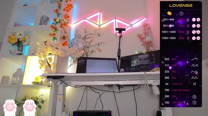 Elena-Marilyn Adult Chat August 10, 2025