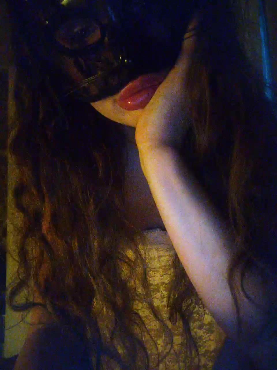 Ekaterina2221 Adult Chat August 10, 2025