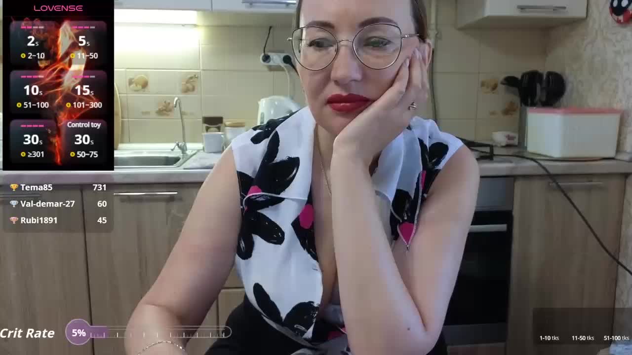 Pink-Lips Adult Chat August 10, 2025