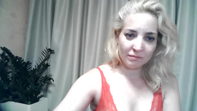 mariska-kiska Adult Chat August 9, 2025