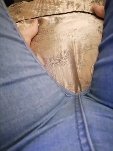 -Tiffany- Adult Chat August 10, 2025