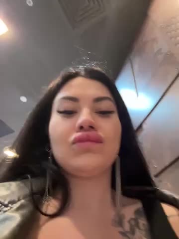 Wet__Bunny Adult Chat August 10, 2025