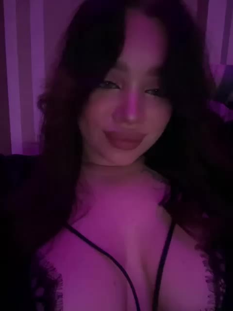 _Strelitzia_ Adult Chat August 10, 2025