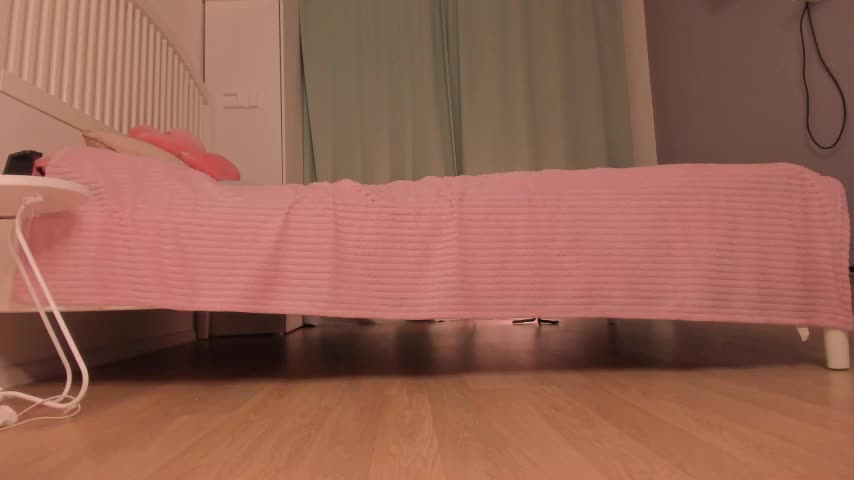 Olivia_livi Adult Chat August 10, 2025