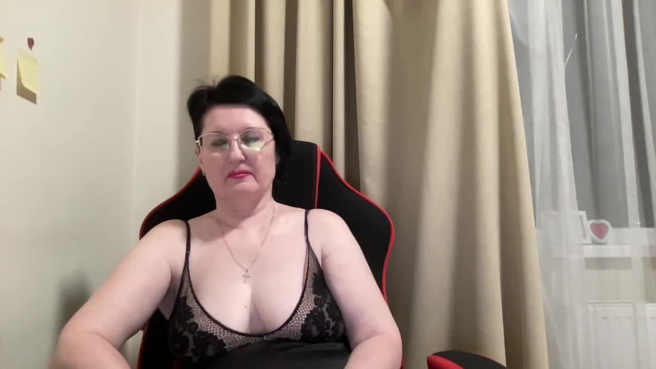 HotMilfPussy Adult Chat August 9, 2025