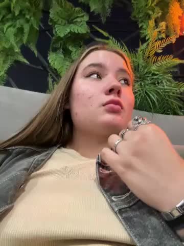 StephanieMur Adult Chat August 10, 2025