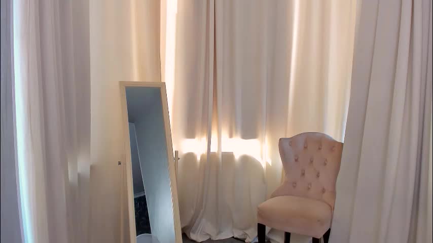 jennifer_shy_ Adult Chat August 11, 2025