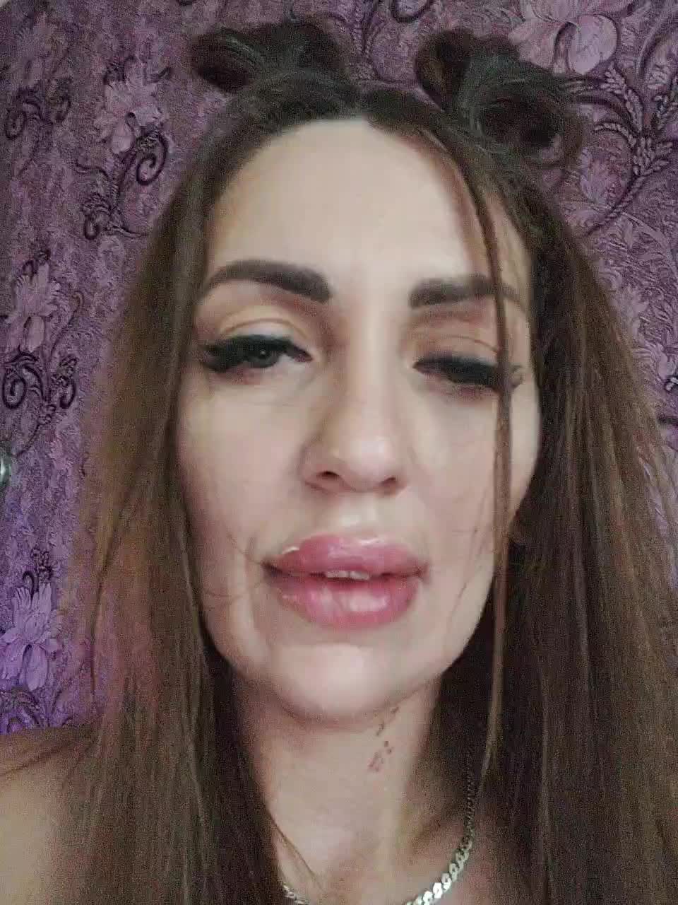 SexyKitty75-1 Adult Chat August 11, 2025