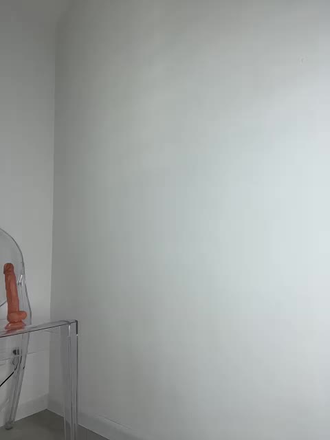 Zoluszka Adult Chat August 11, 2025