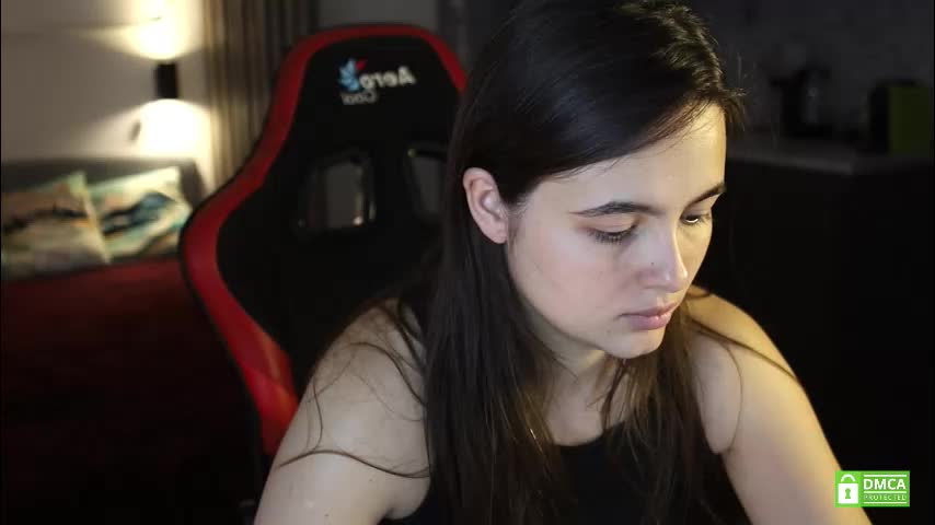 _whoareu_ Adult Chat August 11, 2025