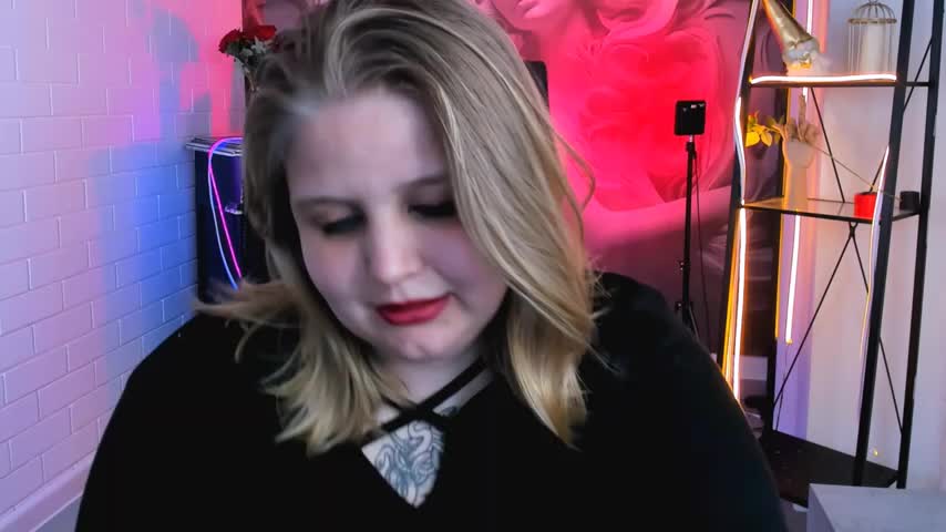 SladaDell Adult Chat August 11, 2025