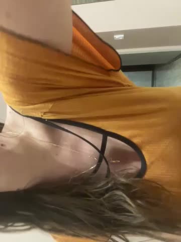 Flossy_Vettie Adult Chat August 11, 2025