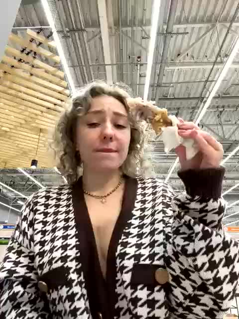 Shaurma- Adult Chat August 11, 2025