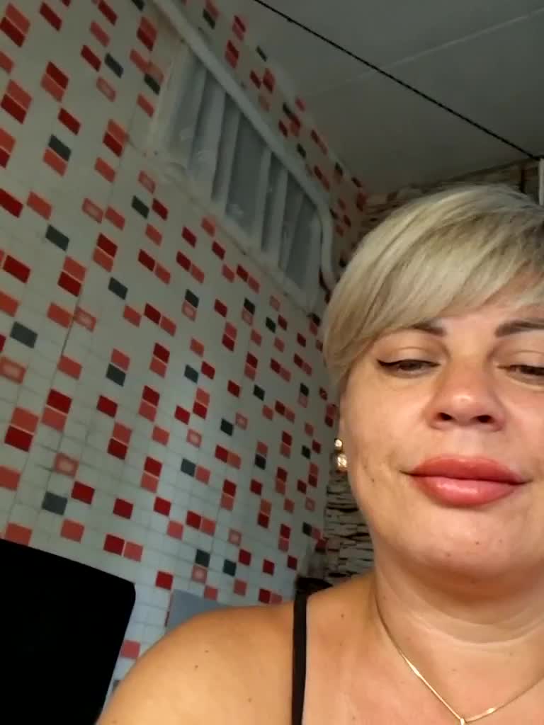 murr-kitty Adult Chat August 11, 2025