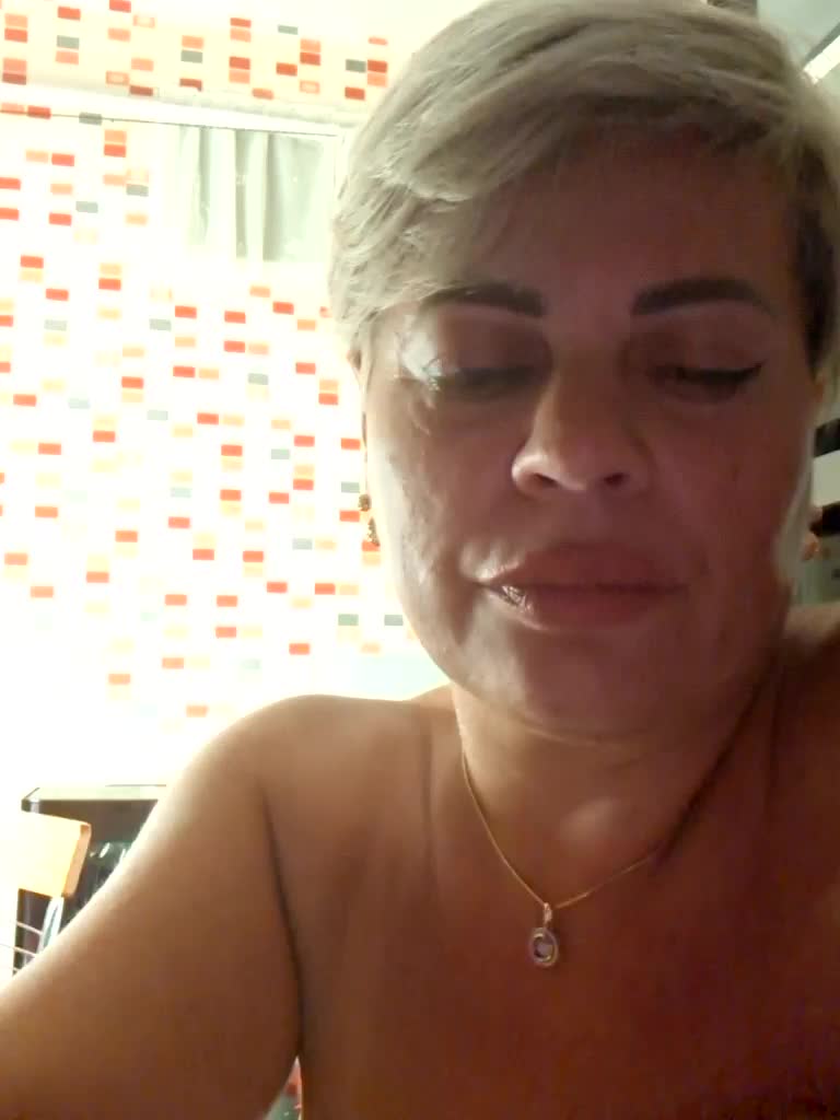 murr-kitty Adult Chat August 11, 2025