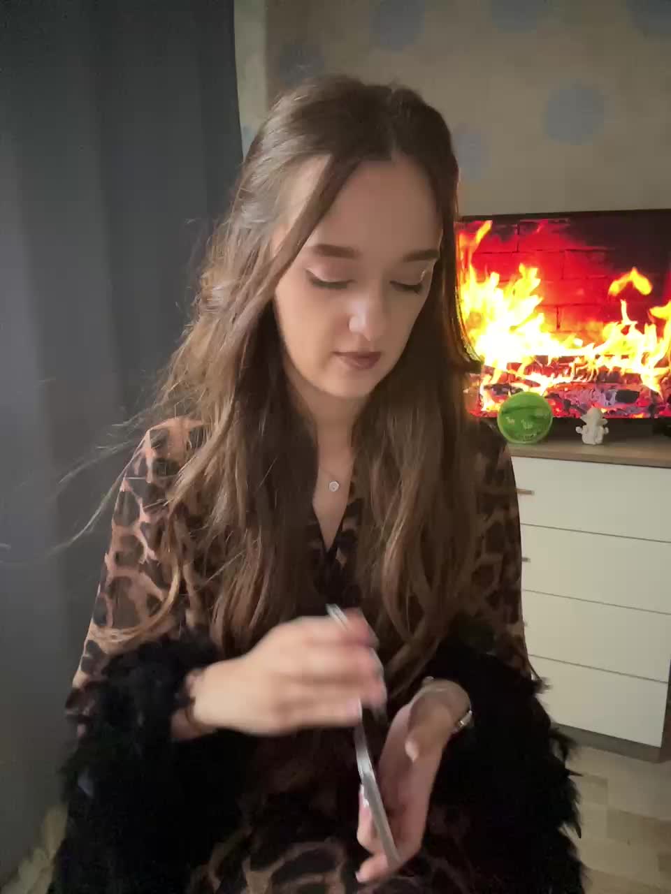 YMNICHKA Adult Chat August 11, 2025