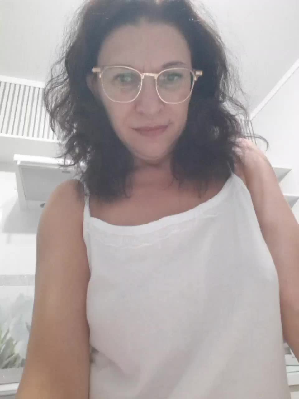 IriskaMai Adult Chat August 11, 2025