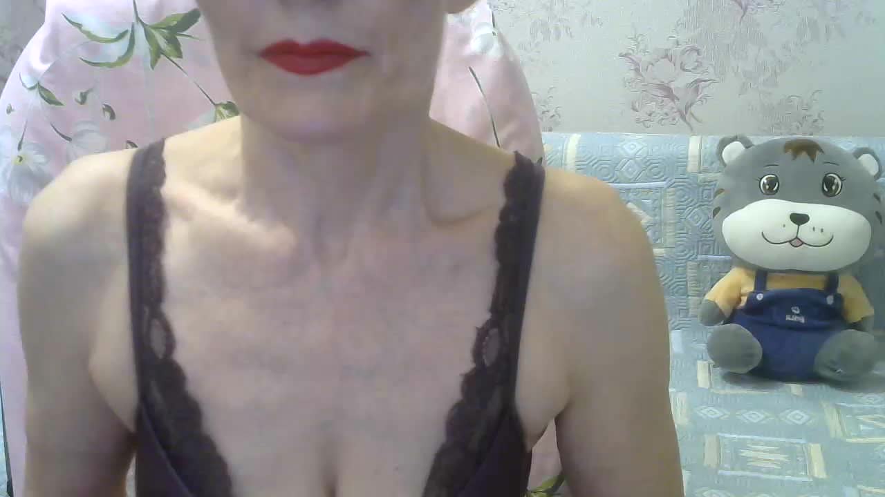 Red-Rose-777 Adult Chat August 11, 2025
