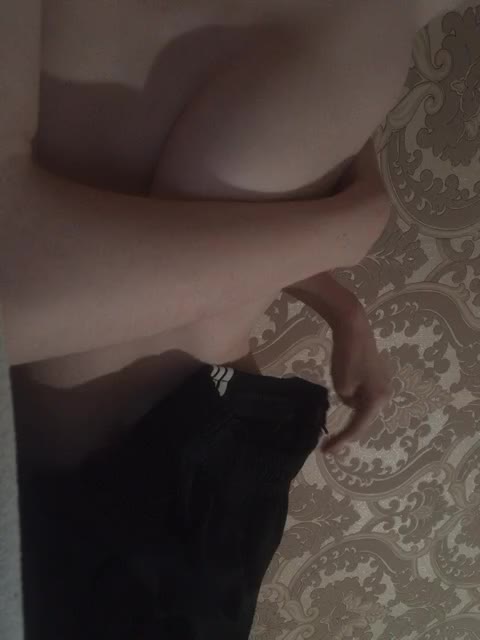 Kissa-is-klassa-a Adult Chat August 11, 2025