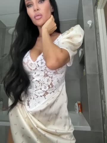 HotNicoleX Adult Chat August 11, 2025