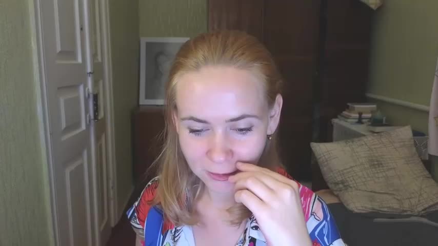 Riley_Roo Adult Chat August 11, 2025