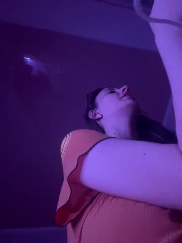 Flossy_Vettie Adult Chat August 11, 2025