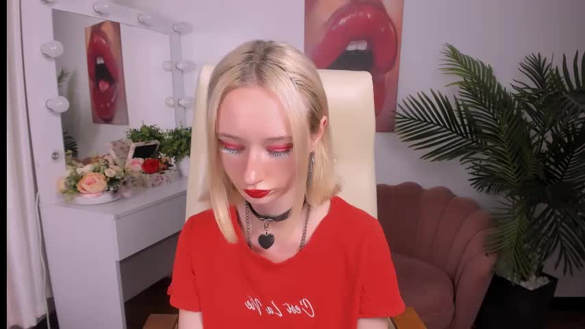 Katia_Kim Adult Chat August 11, 2025