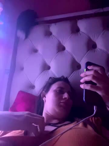 Flossy_Vettie Adult Chat August 11, 2025