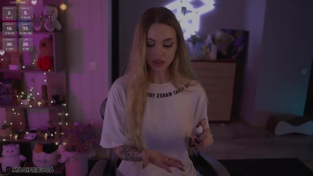ManiFreyja Adult Chat August 11, 2025