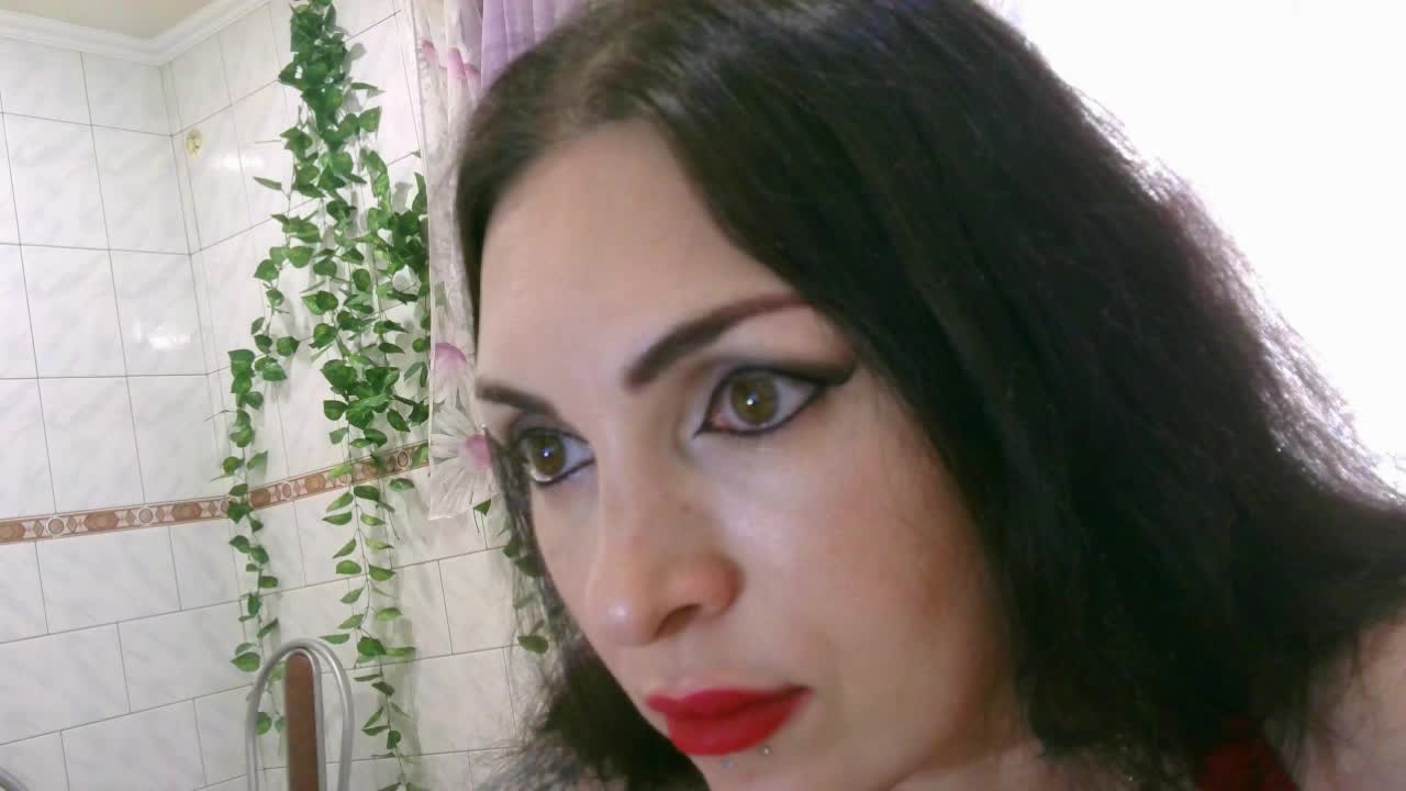 TvarRoxy Adult Chat August 11, 2025