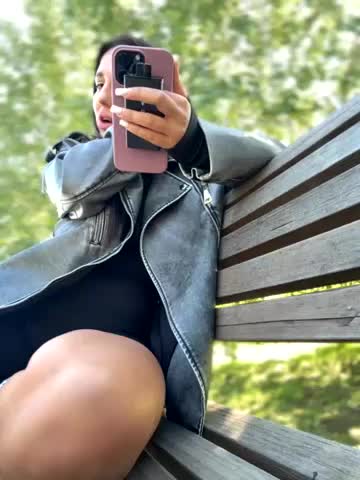 AleksandraRich Adult Chat August 11, 2025