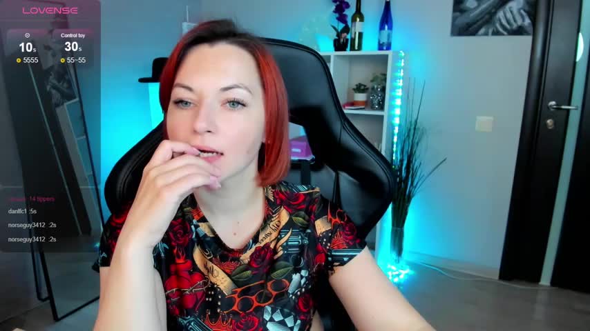 Serena_Woods Adult Chat August 11, 2025