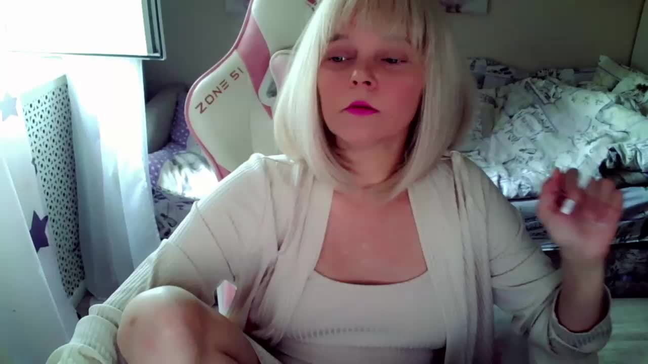 ChristieRoses Adult Chat August 11, 2025