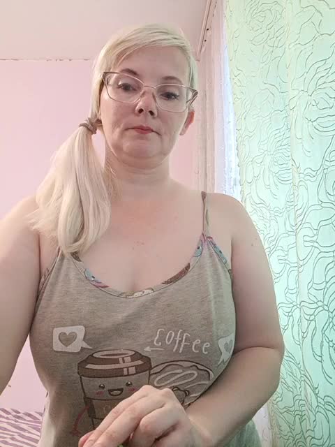 Sweetie454 Adult Chat August 11, 2025